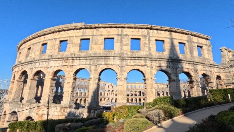 Pula v zimě - koloseum.