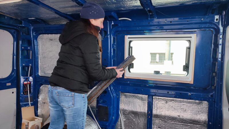 Zateplení obytné dodávky.