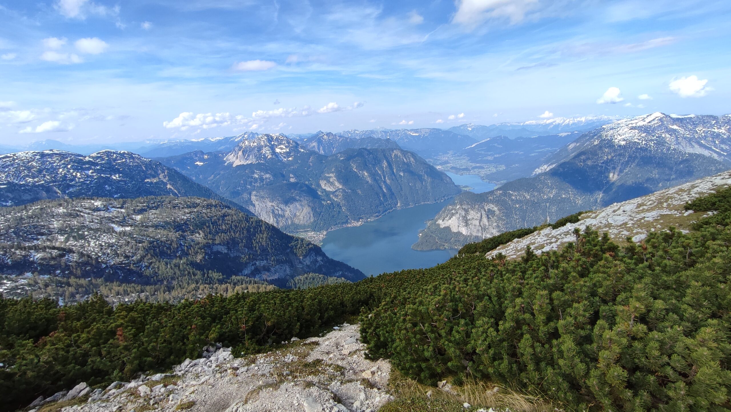 Výhled na Hallstattské jezero